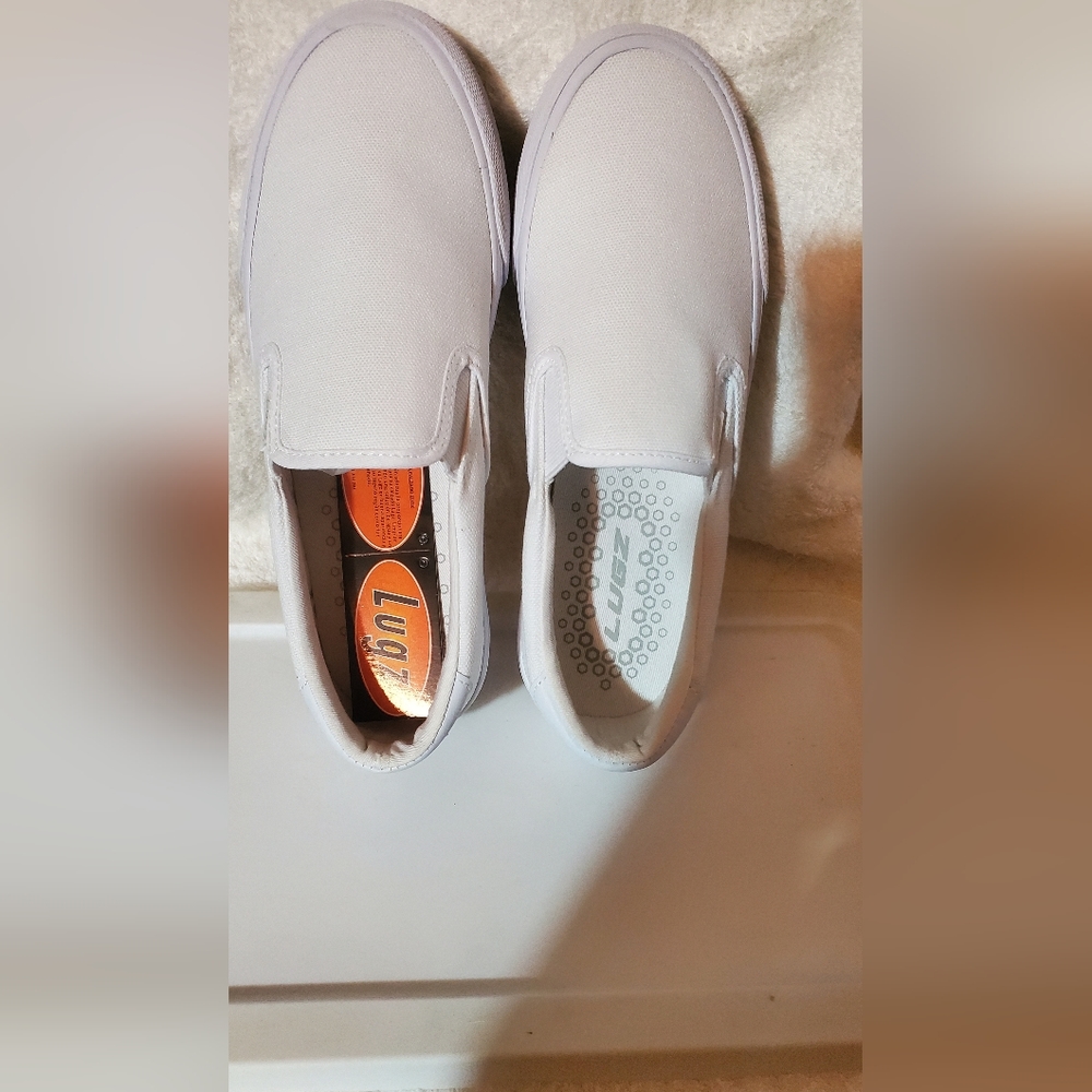LUGZ slip on's